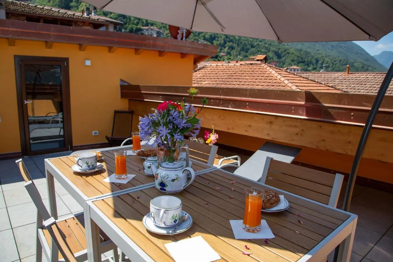 La Terrazza Sul Lago Lezzeno 0*,  Włochy